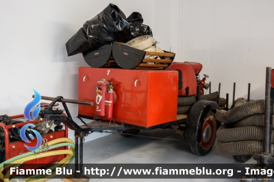 Carrello d'epoca
Vigili del Fuoco
Distretto della Val Di Sole
Corpo Volontario di Mezzana (TN)
