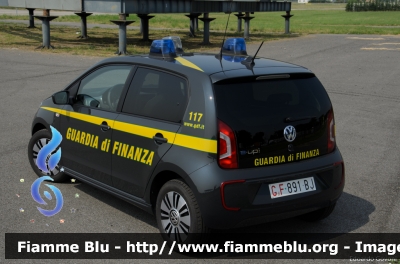 Volkswagen E-Up
Guardia di Finanza
Allestita Focaccia
Decorazione Grafica Artlantis
GdiF 891 BJ

Si ringrazia la Guardia di Finanza per la disponibilità e la collaborazione
Parole chiave: Volkswagen E-Up EXPO2015 GdiF891BJ