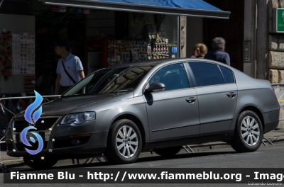 Volkswagen Passat VI serie
Aereonautica Militare Italiana
AM CL 156
Parole chiave: Volkswagen Passat_VIserie AMCL156 Festa_della_Republica_2014