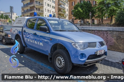 Mitsubishi L200 IV serie
Polizia di Stato
Nucleo Artificieri
POLIZIA H0996
Parole chiave: Mitsubishi L200_IVserie POLIZIAH0996 Festa_della_Republica_2014