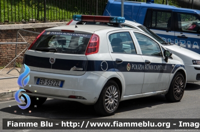 Fiat Grande Punto
Polizia Roma Capitale
Parole chiave: Fiat Grande_Punto Festa_della_Republica_2014