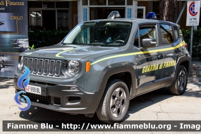 Jeep Renegade
Guardia di Finanza
GdiF 990 BL
Parole chiave: Jeep Renegade GdiF990BL Valore_Tricolore_2019