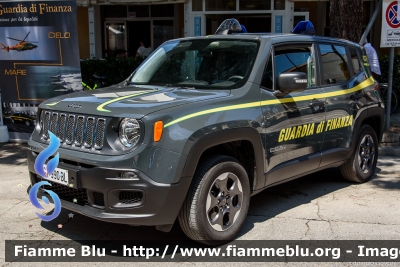 Jeep Renegade
Guardia di Finanza
GdiF 990 BL
Parole chiave: Jeep Renegade GdiF990BL Valore_Tricolore_2019