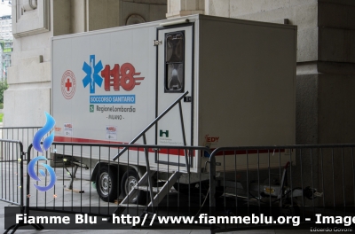 Carrello Ambulatorio
Croce Rossa Italiana
Comitato Provinciale Milano
Allestito Edy
Qui utilizzato durante l'emergenza profughi nella stazione di Milano Centrale
