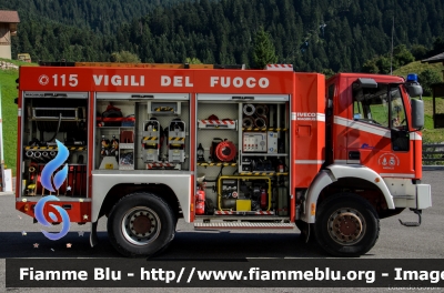 Iveco EuroCargo 135E24 4x4 I serie
Vigili del Fuoco
Unione distrettuale di Mezzolombardo
Corpo Volontario di Andalo (TN)
AutoPompa allestimento Iveco Magirus Grizzly
VF F13 TN
Parole chiave: Iveco EuroCargo_135E24_4x4_Iserie VFF13TN