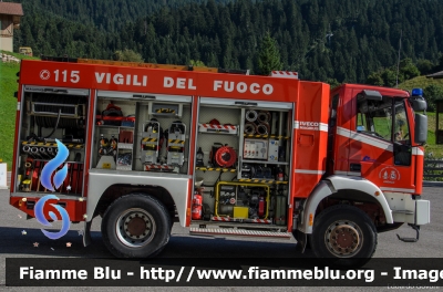 Iveco EuroCargo 135E24 4x4 I serie
Vigili del Fuoco
Unione distrettuale di Mezzolombardo
Corpo Volontario di Andalo (TN)
AutoPompa allestimento Iveco Magirus Grizzly
VF F13 TN
Parole chiave: Iveco EuroCargo_135E24_4x4_Iserie VFF13TN