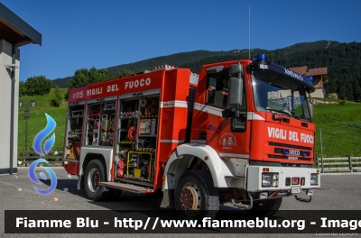 Iveco EuroCargo 135E24 4x4 I serie
Vigili del Fuoco
Unione distrettuale di Mezzolombardo
Corpo Volontario di Andalo (TN)
AutoPompa allestimento Iveco Magirus Grizzly
VF F13 TN
Parole chiave: Iveco EuroCargo_135E24_4x4_Iserie VFF13TN