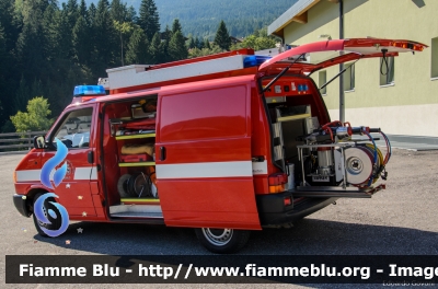 Volkswagen Transporter T4
Vigili del Fuoco
Unione distrettuale di Mezzolombardo
Corpo Volontario di Andalo (TN)
Allestimento Brandshutz
VF E28 TN
Parole chiave: Volkswagen Transporter_T4 VFE28TN