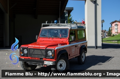 Land-Rover Defender 90
Vigili del Fuoco
Unione distrettuale di Mezzolombardo
Corpo Volontario di Andalo (TN)
VF J18 TN
Parole chiave: Land-Rover Defender_90 VFJ18TN