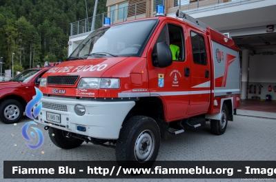 Scam Sm55 4x4
Vigili del Fuoco
Unione distrettuale di Mezzolombardo
Corpo Volontario di Fai della Paganella (TN)
Allestito Kofler
VF 6A5 TN
Parole chiave: Scam Sm55_4x4 VF6A5TN