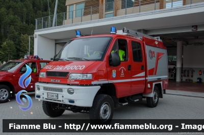 Scam Sm55 4x4
Vigili del Fuoco
Unione distrettuale di Mezzolombardo
Corpo Volontario di Fai della Paganella (TN)
Allestito Kofler
VF 6A5 TN
Parole chiave: Scam Sm55_4x4 VF6A5TN