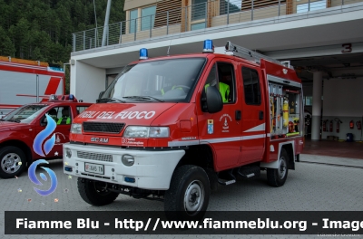 Scam Sm55 4x4
Vigili del Fuoco
Unione distrettuale di Mezzolombardo
Corpo Volontario di Fai della Paganella (TN)
Allestito Kofler
VF 6A5 TN
Parole chiave: Scam Sm55_4x4 VF6A5TN