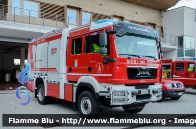 Man TGM 13.290 4x4 II serie
Vigili del Fuoco
Unione distrettuale di Mezzolombardo
Corpo Volontario di Fai della Paganella (TN)
AutoPompa allestita Kofler
VF 8E4 TN
Parole chiave: Man TGM_13.290_4x4_IIserie VF8E4TN