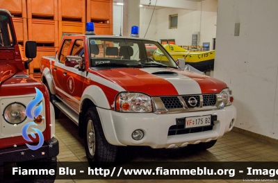 Nissan Navara II serie
Vigili del Fuoco
Unione Distrettuale Merano
Corpo Volontario di Merano (BZ)
Freiwillige Feuerwehr Meran
VF 175 BZ
Parole chiave: Nissan Navara_IIserie VF175BZ