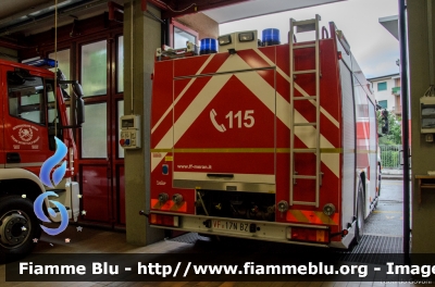 Iveco Stralis AT190S43 I serie
Vigili del Fuoco
Unione Distrettuale Merano
Corpo Volontario di Merano (BZ)
Freiwillige Feuerwehr Meran
Polisoccorso allestimento Iveco Magirus Lohr
VF 17N BZ
Parole chiave: Iveco Stralis_AT190S43_Iserie VF17NBZ