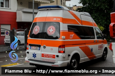 Volkswagen Transporter T5 Restyle
Croce Bianca Merano (BZ)
Weisses Kreuz Meran
Allestita Ambulanz Mobile - Hornis Alpin
WK 214 - 754
PC ZS 0N1
Parole chiave: Volkswagen Transporter_T5_Restyle Ambulanza PCZS0N1