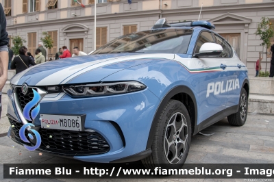 Alfa Romeo Tonale
Polizia di Stato
Squadra Volante
Allestimento FCA
POLIZIA M8086
Parole chiave: Alfa-Romeo Tonale POLIZIAM8086