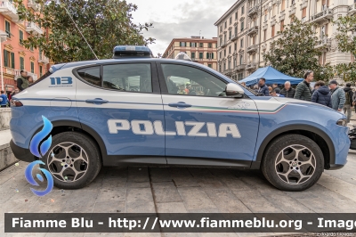 Alfa Romeo Tonale
Polizia di Stato
Squadra Volante
Allestimento FCA
POLIZIA M8086
Parole chiave: Alfa-Romeo Tonale POLIZIAM8086