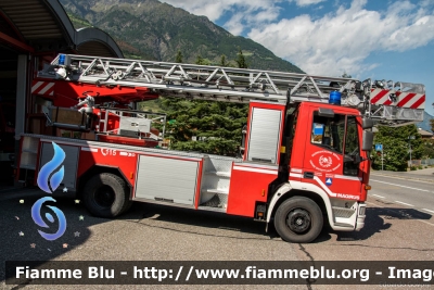 Iveco EuroFire 130E24 I serie
Vigili del Fuoco
Unione Distrettuale Merano (BZ)
Bezirksverband Meran
Veicolo ospitato dal corpo di Naturno - Naturns
Allestita Iveco Magirus
VF 0ZK BZ
Parole chiave: Iveco EuroFire_130E24_Iserie VF0ZKBZ