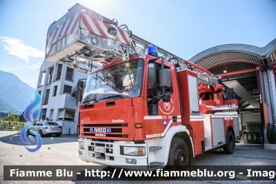 Iveco EuroFire 130E24 I serie
Vigili del Fuoco
Unione Distrettuale Merano (BZ)
Bezirksverband Meran
Veicolo ospitato dal corpo di Naturno - Naturns
Allestita Iveco Magirus
VF 0ZK BZ
Parole chiave: Iveco EuroFire_130E24_Iserie VF0ZKBZ