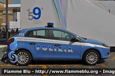 Fiat Nuova Bravo
Polizia di Stato
Squadra Volante
Parole chiave: Fiat Nuova_Bravo Festa_della_Polizia_2011