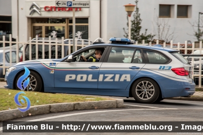 BMW 320 Touring F31 II restyle
Polizia di Stato
Polizia Stradale
Allestimento Marazzi
Decorazione Grafica Artlantis
POLIZIA M2390
Parole chiave: BMW 320_Touring_F31_IIrestyle POLIZIAM2390