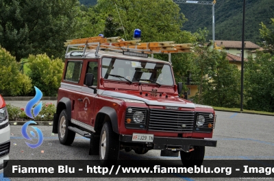 Land-Rover Defender 90
Vigili del Fuoco
Unione distrettuale di Mezzolombardo
Corpo Volontario di Ton (TN)
VF J29 TN
Parole chiave: Land-Rover Defender_90 VFJ29TN