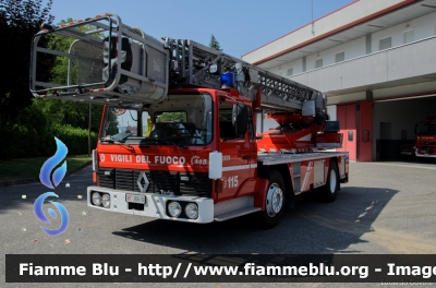 Renault GF231
Vigili del Fuoco
Comando Provinciale di Bergamo
Distaccamento di Romano di Lombardia
AutoScala allestimento Riffaud
Ex Corpo dei Vigili del Fuoco di Arco (TN)
VF 26610
Parole chiave: Renault GF231 VF26610