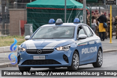 Opel Corsa VI serie
Polizia di Stato
POLIZIA M8906
Parole chiave: Opel Corsa_VIserie POLIZIAM8906