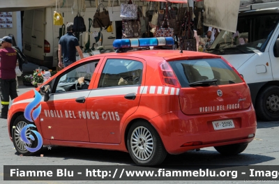 Fiat Grande Punto
Vigili del Fuoco
Comando Provinciale di Pistoia
VF 25191
Parole chiave: Fiat Grande_Punto VF25191 Raduno_Nazionale_VVF_2017