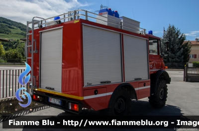 Mercedes-Benz Unimog
Vigili del Fuoco
Unione distrettuale di Mezzolombardo
Corpo Volontario di Nave San Rocco (TN)
Allestito Fulmix
VF 1L7 TN
Parole chiave: Mercedes-Benz Unimog VF1L7TN