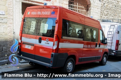 Fiat Ducato X290
Vigili del Fuoco
VF 28212
Parole chiave: Fiat Ducato_X290 VF28212 Raduno_Nazionale_VVF_2017