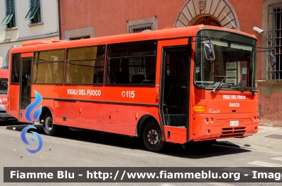 Iveco Cacciamali 100E21
Vigili del Fuoco
Comando Provinciale di Venezia
Distaccamento di Mestre (VE)
VF 22129
Parole chiave: Iveco Cacciamali 100E21 VF22129 Raduno_Nazionale_VVF_2017