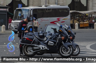 Bmw R850RT I serie
Carabinieri
Con stemma del Bicentenario
CC A4127
CC A2274
Parole chiave: Bmw R850RT_Iserie CCA4127 CCA2274