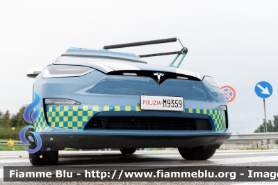 Tesla Model X
Polizia di Stato
Polizia Stradale in servizio sulla rete CAV
Allestimento All.V.In.
POLIZIA M9359
Parole chiave: Tesla Model_X POLIZIAM9359