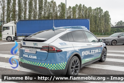 Tesla Model X
Polizia di Stato
Polizia Stradale in servizio sulla rete CAV
Allestimento All.V.In.
POLIZIA M9359
Parole chiave: Tesla Model_X POLIZIAM9359