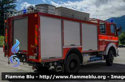 Mercedes-Benz 1219
Vigili del Fuoco
Unione distrettuale della Valsugana e Tesino
Corpo Volontario di Borgo Valsugana (TN)
AutoPompaSerbatoio allestimento Ziegler
VF A31 TN
Parole chiave: Mercedes-Benz 1219 VFA31TN