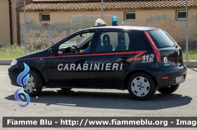 Fiat Punto III serie
Carabinieri
Polizia Militare presso la 46° Brigata Aerea
AM CC 822
Parole chiave: Fiat Punto_IIIserie AMCC822