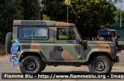 Land-Rover Defender 90
Aeronautica Militare Italiana
46° Brigata Aerea
AM AI 269
Parole chiave: Land-Rover Defender_90 AMAI269