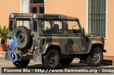 Land-Rover Defender 90
Aeronautica Militare Italiana
46° Brigata Aerea
AM AI 269
Parole chiave: Land-Rover Defender_90 AMAI269