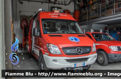 Mercedes-Benz Sprinter 4x4 III serie
Vigili del Fuoco
Corpo Permanente di Trento
Nucleo Sommozzatori
Allestimento DiviTec
VF 0J1 TN
Parole chiave: Mercedes-Benz Sprinter_4x4_IIIserie VF0J1TN