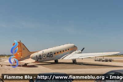 Douglas C-47 "Dakota"
Aeronautica Militare Italiana
Esposto presso l'Aeroporto militare Mario de Bernardi - Pratica di Mare (RM)
14-46
Parole chiave: Douglas C-47