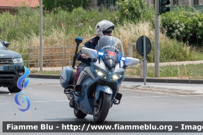 Yamaha FJR 1300 II serie
Polizia di Stato
Polizia Stradale
Allestimento Elevox
In scorta alla Mille Miglia 2022
Parole chiave: Yamaha FJR_1300_IIserie