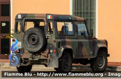 Land-Rover Defender 90
Aeronautica Militare Italiana
46° Brigata Aerea
AM AI 269
Parole chiave: Land-Rover Defender_90 AMAI269