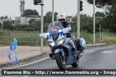 Yamaha FJR 1300 II serie
Polizia di Stato
Polizia Stradale
Allestimento Elevox
In scorta alla Mille Miglia 2022
Parole chiave: Yamaha FJR_1300_IIserie