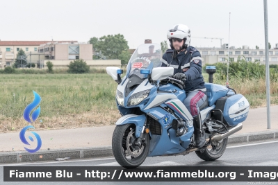 Yamaha FJR 1300 II serie
Polizia di Stato
Polizia Stradale
Allestimento Elevox
In scorta alla Mille Miglia 2022
Parole chiave: Yamaha FJR_1300_IIserie