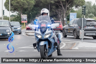 Yamaha FJR 1300 II serie
Polizia di Stato
Polizia Stradale
Allestimento Elevox
In scorta alla Mille Miglia 2022
Parole chiave: Yamaha FJR_1300_IIserie