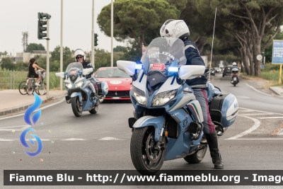 Yamaha FJR 1300 II serie
Polizia di Stato
Polizia Stradale
Allestimento Elevox
In scorta alla Mille Miglia 2022
Parole chiave: Yamaha FJR_1300_IIserie