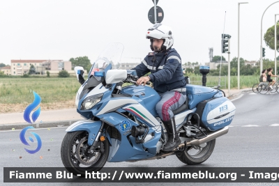 Yamaha FJR 1300 II serie
Polizia di Stato
Polizia Stradale
Allestimento Elevox
In scorta alla Mille Miglia 2022
Parole chiave: Yamaha FJR_1300_IIserie