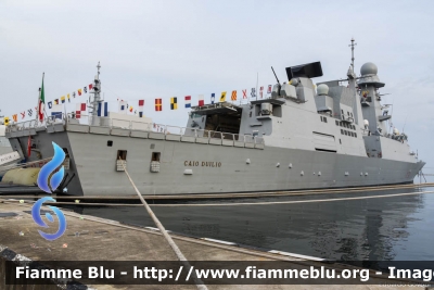 Nave D554 "Caio Duilio"
Marina Militare Italiana
Cacciatorpediniere Lanciamissili
Classe Orizzonte
Parole chiave: Festa_Forze_Armate_2017